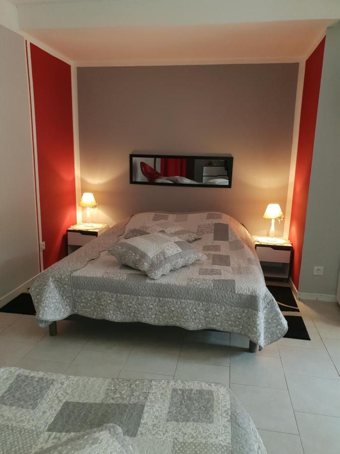 Jolie Appartement, L'Enclave Des Secrets Л'Иль-сюр-ла-Сорг Экстерьер фото